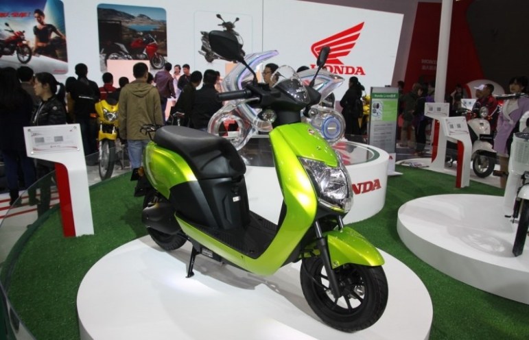 Xe Máy Điện Honda VSUN V2 - Chính Hãng Honda Nhật Bản